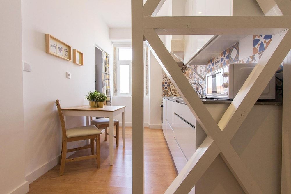 undefined Bairro Alto Stylish by Homing 3