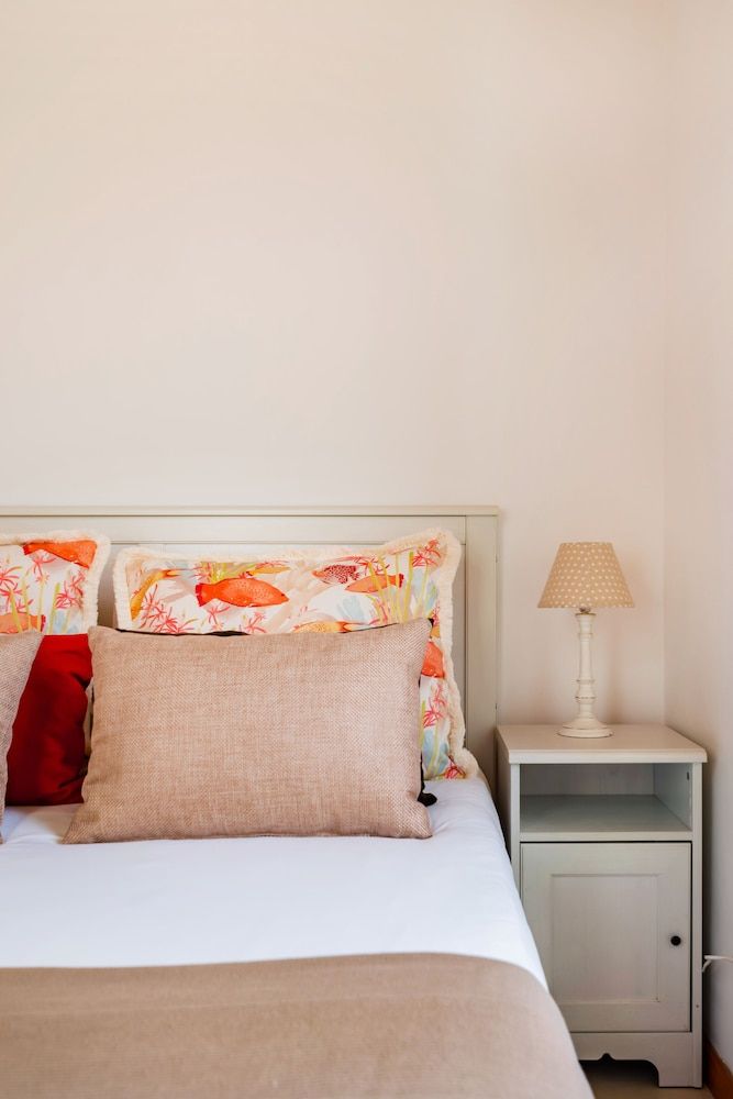 undefined 1BR Apartment - Downtown Lisbon - Chiado 8