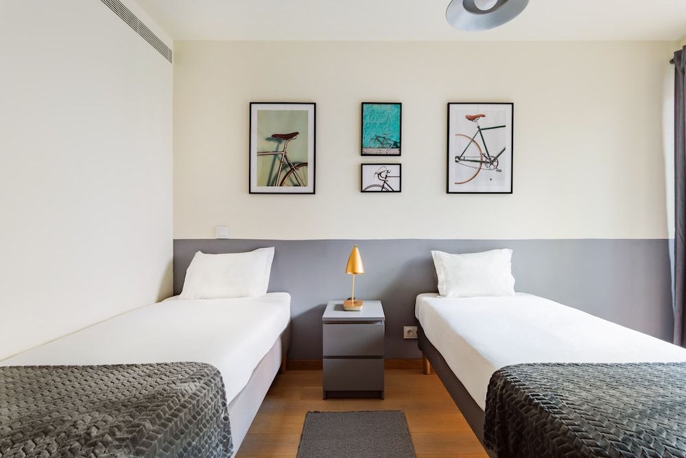 undefined Gelman's Getaway in Lisbon 8