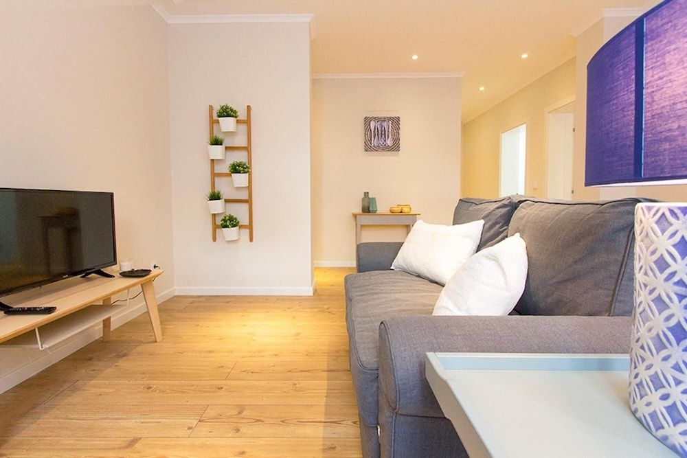 undefined Amazing Parada by Homing 5