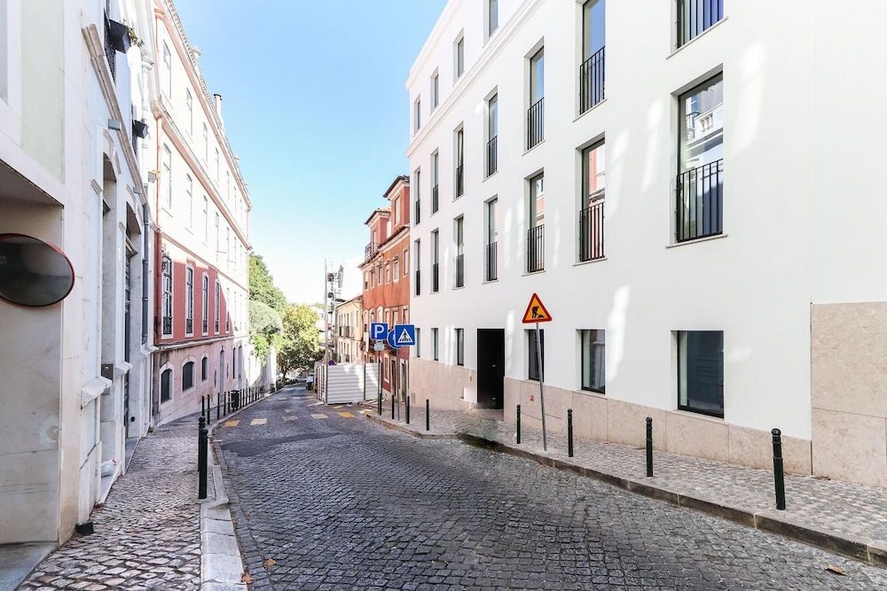 AV Liberdade Premium I by Homing Apartment 21