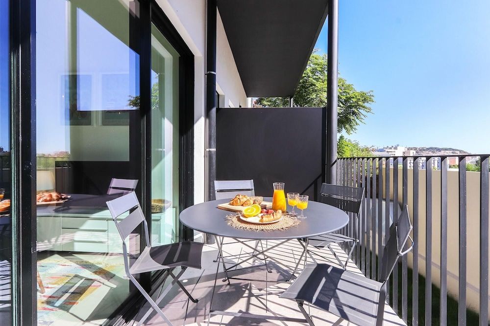 undefined AV Liberdade Premium I by Homing 10