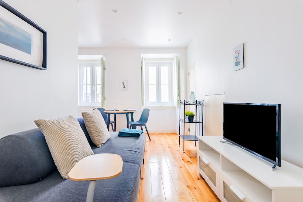 Romantic Alfama Getaway Apartment, 1 Bedroom 10