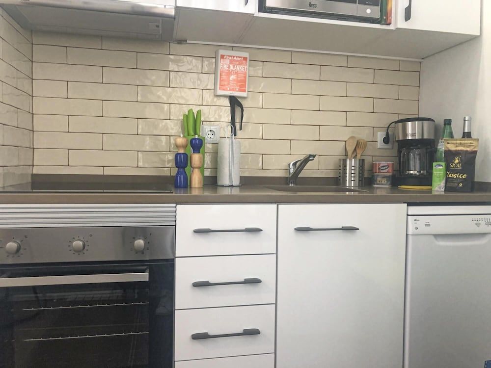 undefined LV Premier Chiado CH9 Elevator Balconies Center 9