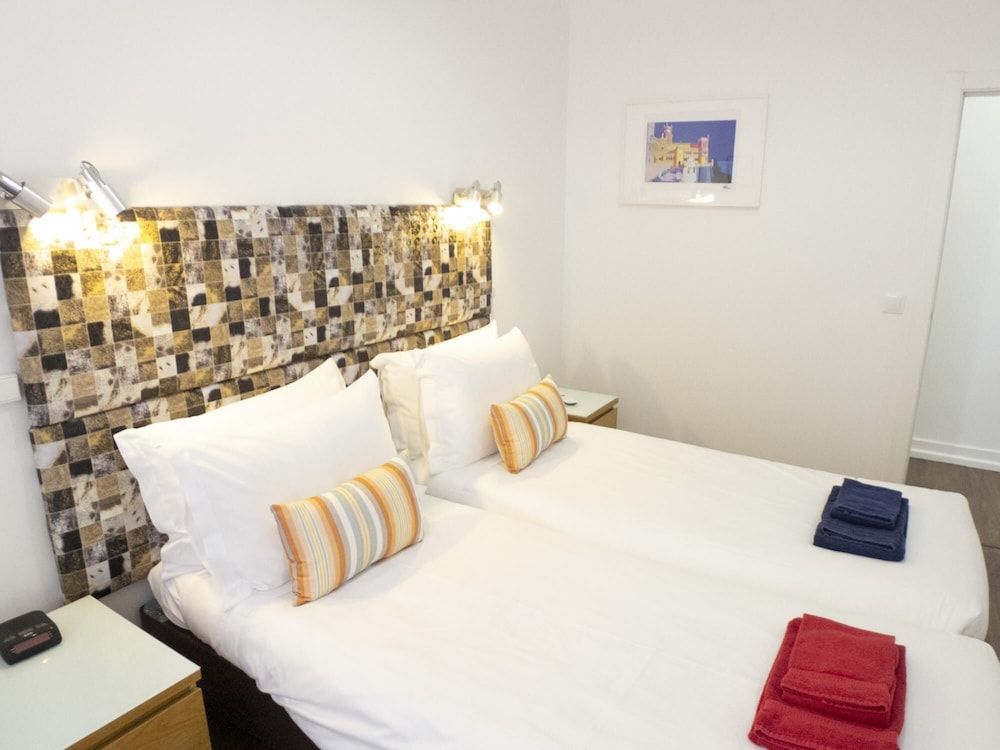 undefined LV Premier Chiado CH9 Elevator Balconies Center 8