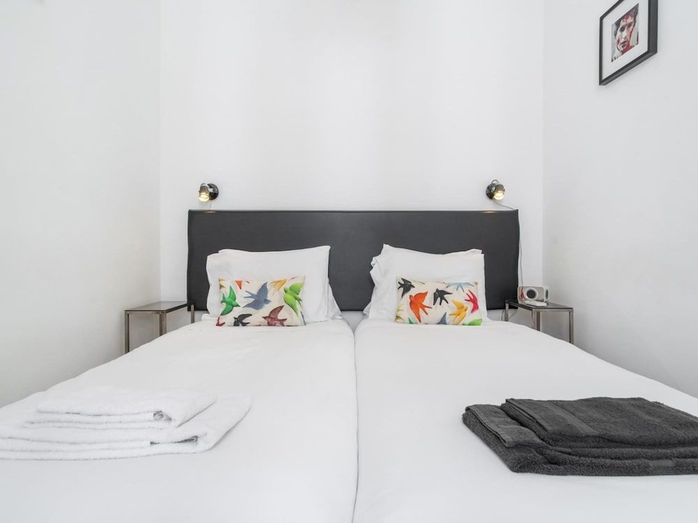 undefined LV Premier Baixa FI Central Balcony Space AC 10