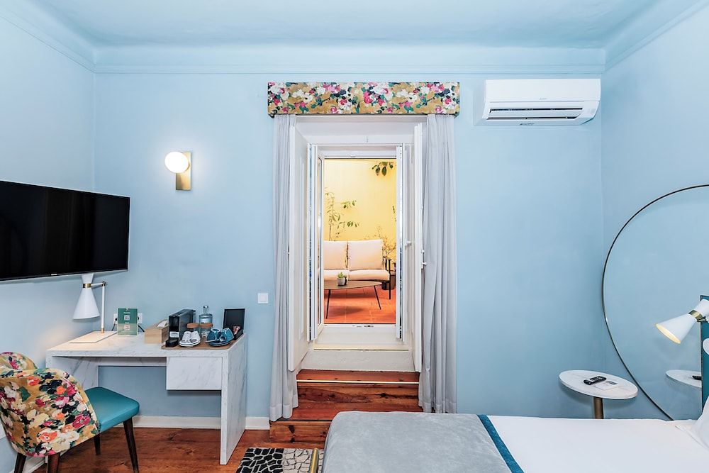 undefined LR Guest House 4