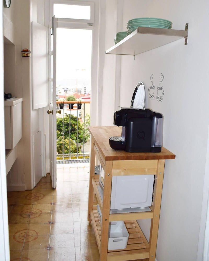 undefined Parliament River View I by Homing 5