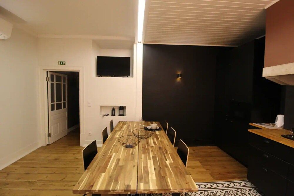 undefined Lovely 1 Bedroom With Patio in Lisbon