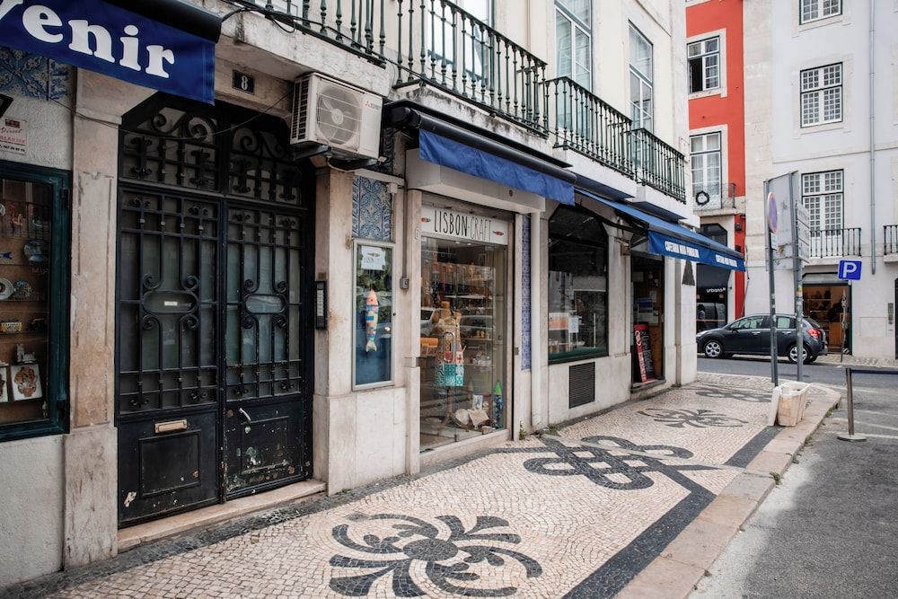 undefined Olivier Premium Apartments - Downtown 8