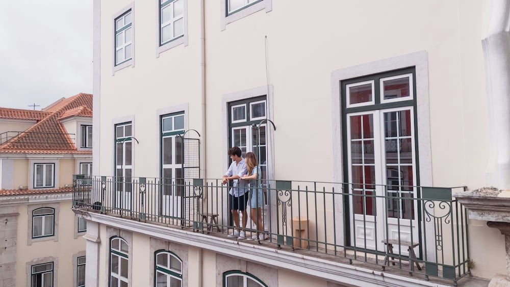 undefined Olivier Premium Apartments - Downtown 4