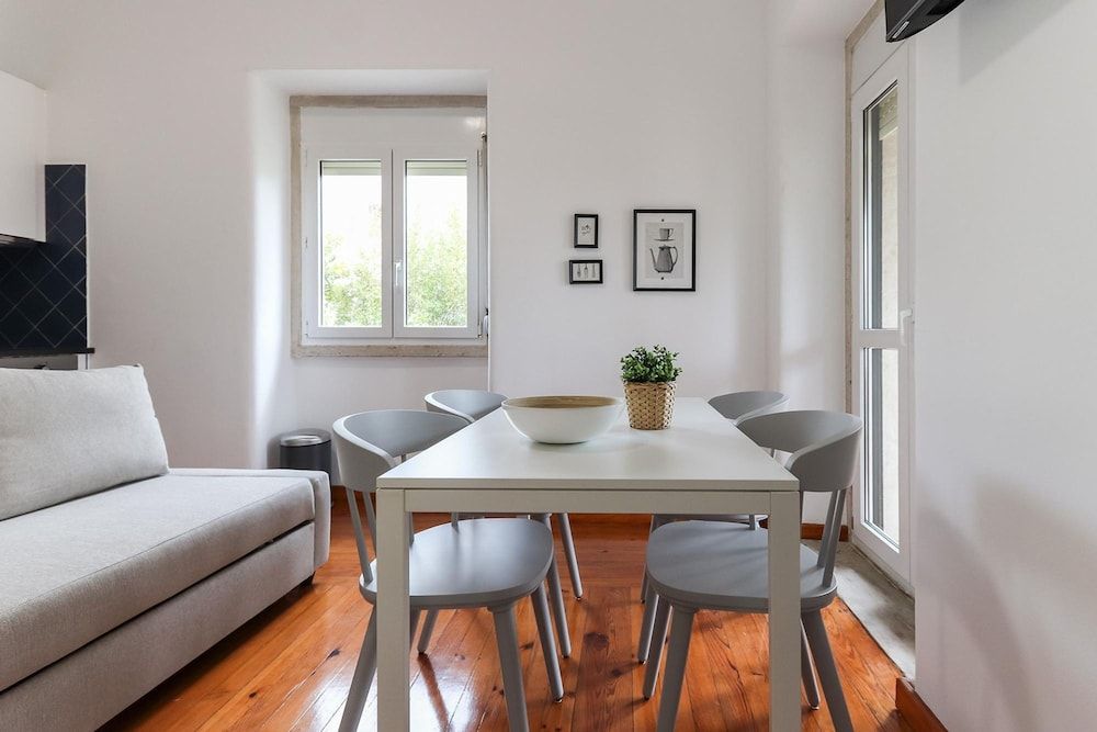 undefined Belem Boutique V by Homing 6