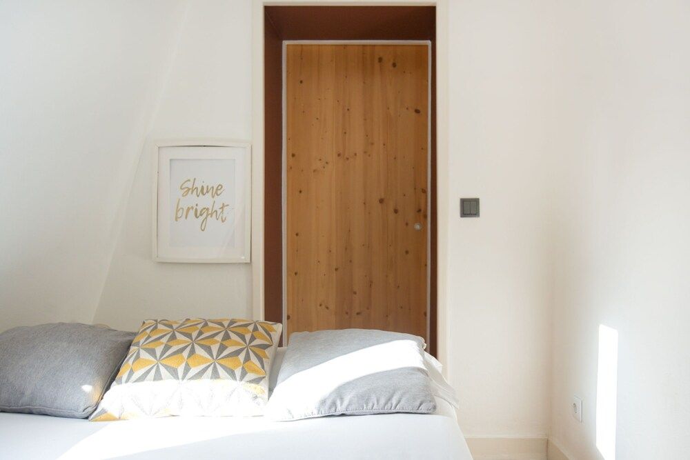 undefined Cosy 1 Bedroom in Lisbon 2