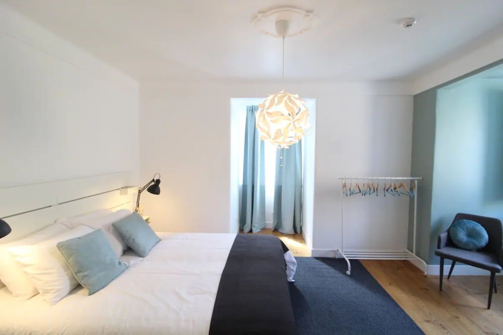 undefined Bright 1 Bedroom With Lovely Balcony in Lisbon 6