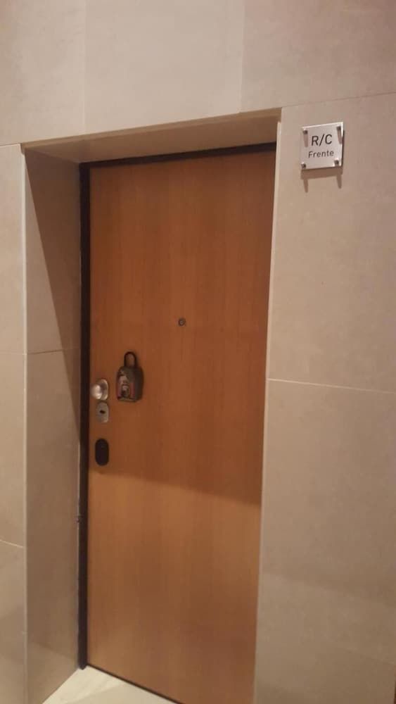 Anjos Apartment - Central Lisbon Apartment, 2 Bedrooms, City View 47