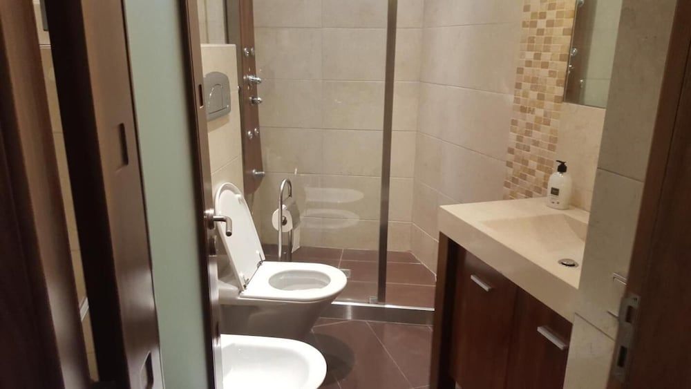 Anjos Apartment - Central Lisbon Apartment, 2 Bedrooms, City View 40