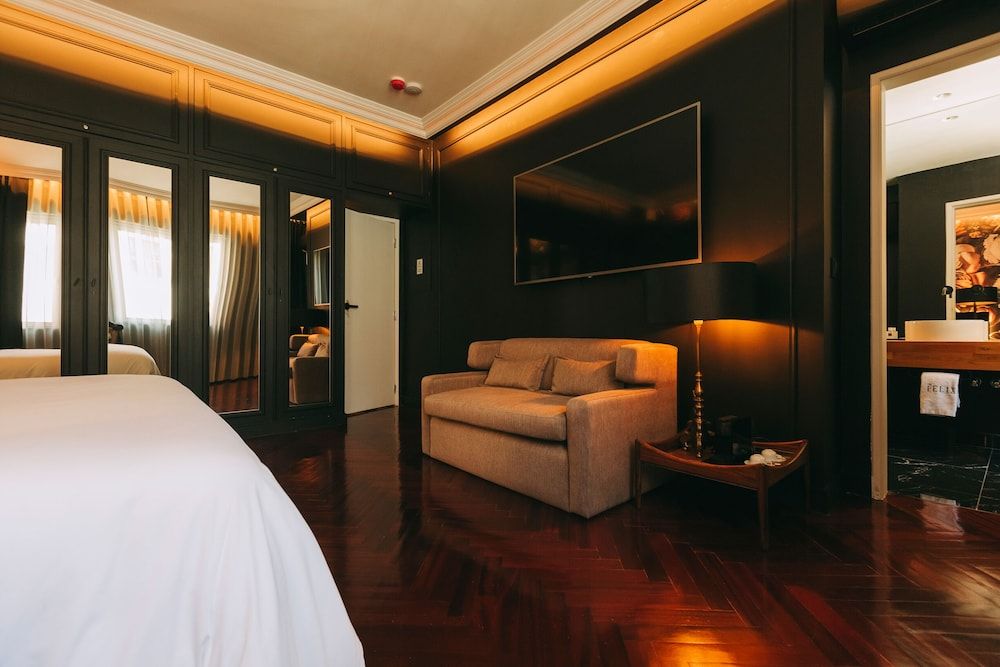 The Felix 10 Premium Double or Twin Room 20