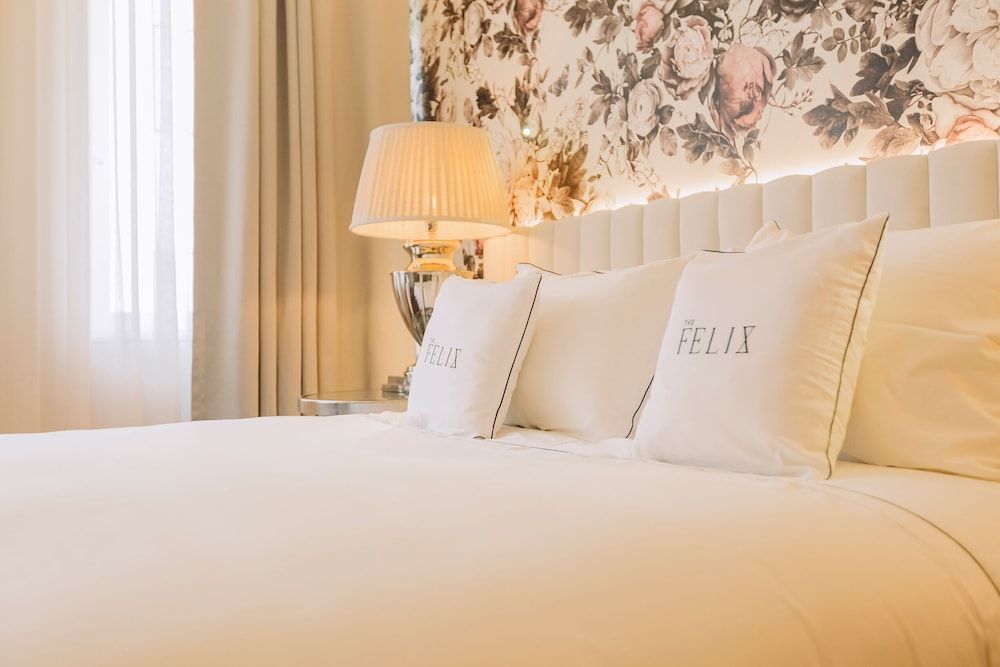 The Felix 10 Premium Double or Twin Room 3