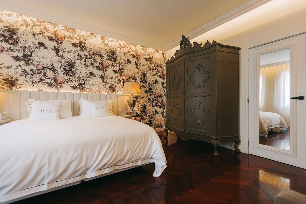 The Felix 10 Premium Double or Twin Room 2