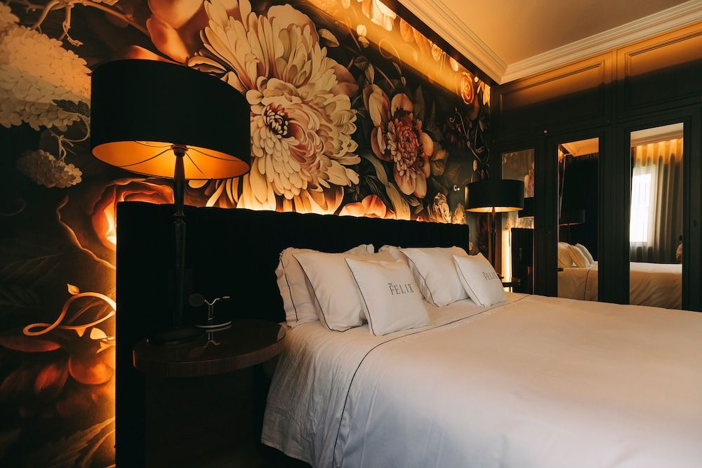 The Felix 10 Premium Double or Twin Room 7