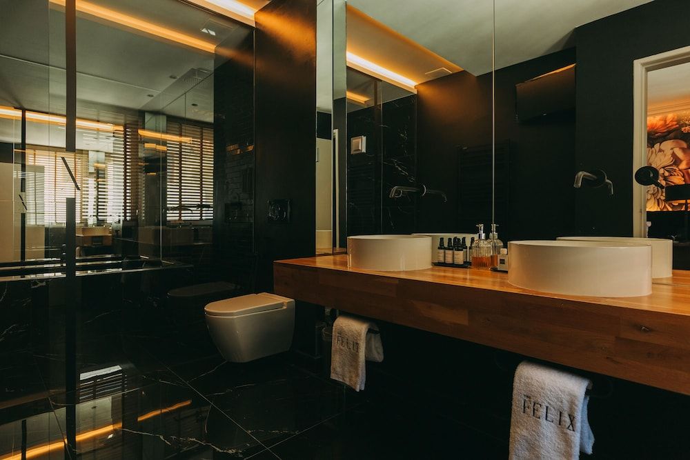 The Felix 10 Premium Double or Twin Room 13