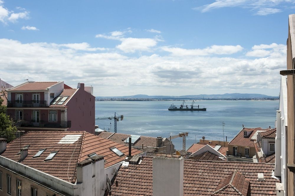 Portas do Teatro Apartments Premier Apartment 9