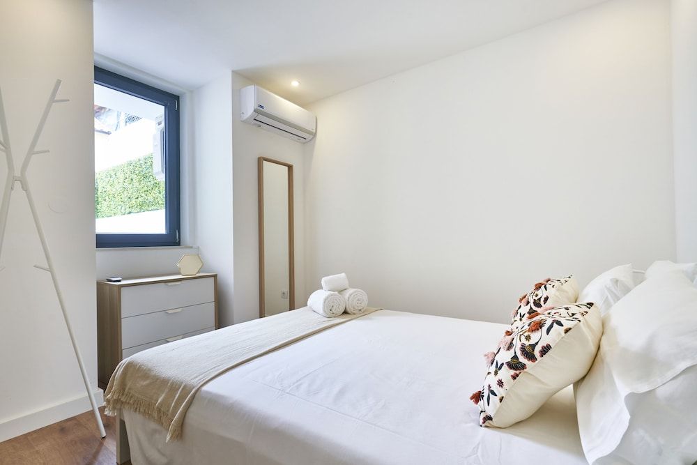 undefined Altido Modern Lapa Apartments Near Jardim Da Estrela 4