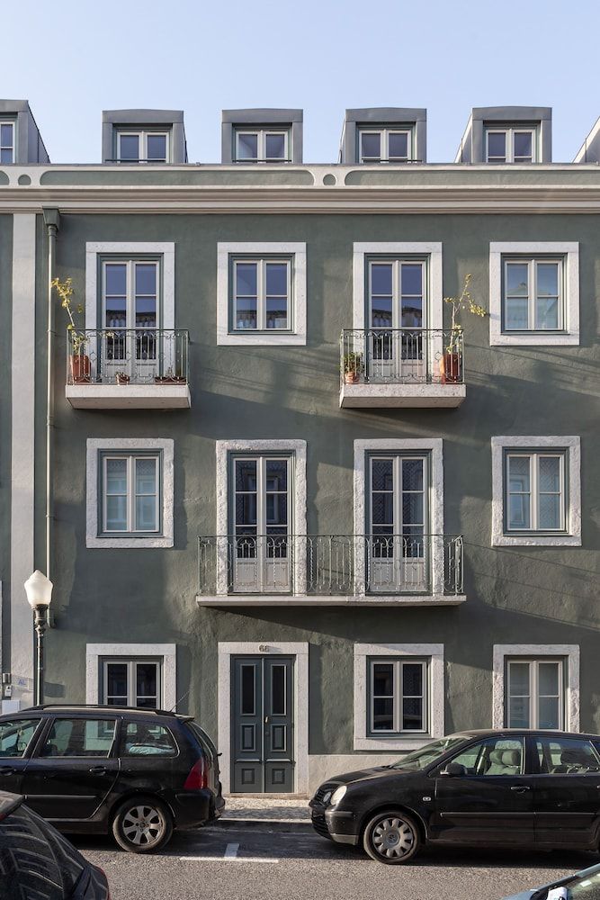 undefined JOIVY Superb 1-Br Flat Near Jardim Da Estrela 3