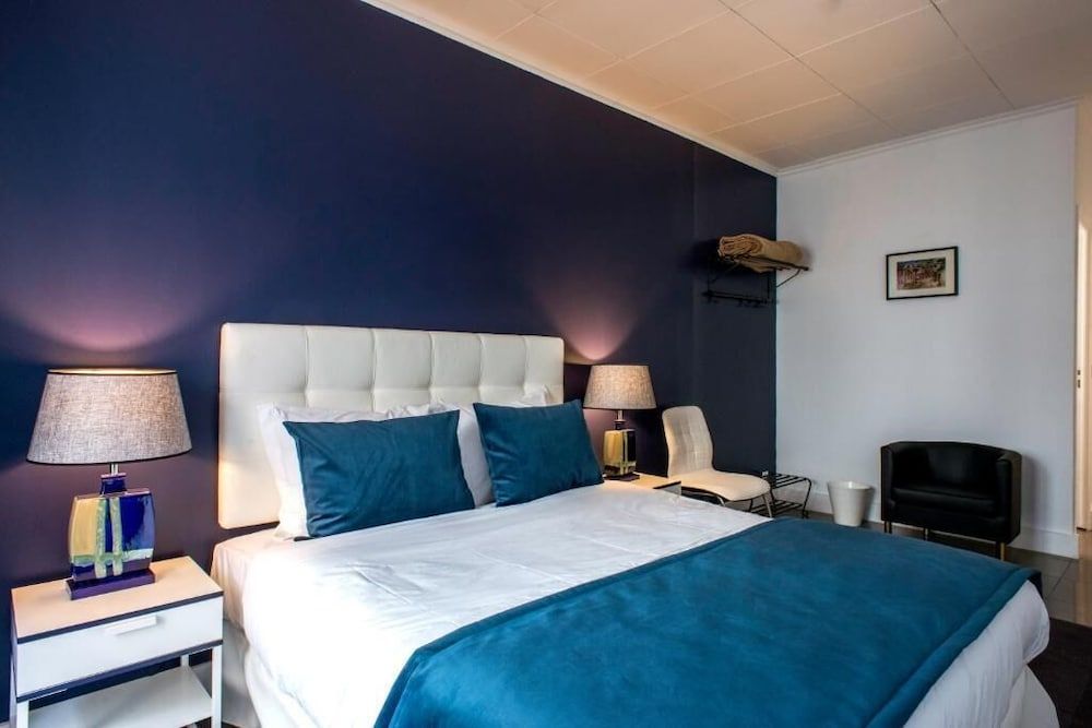 undefined Ph Downtown Suites