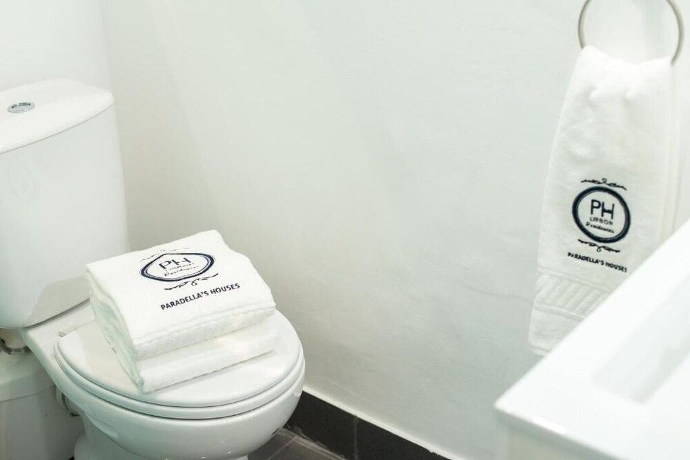 Ph Downtown Suites Superior Double Room 9