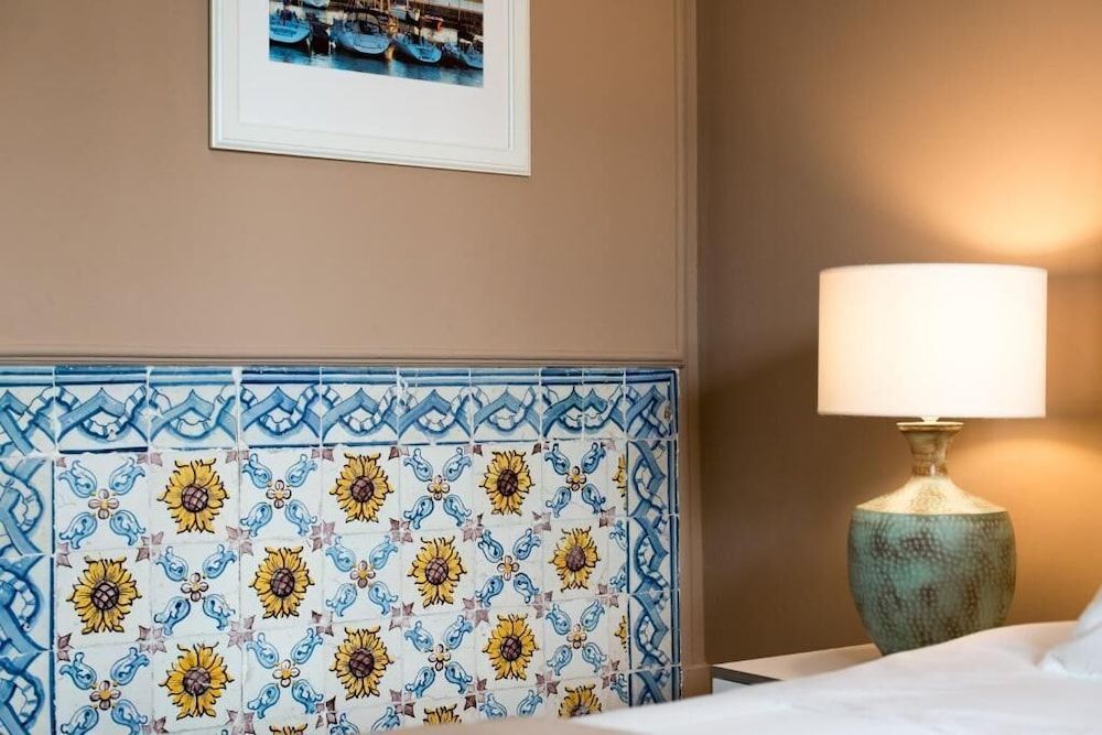 Ph Downtown Suites Superior Double Room 3