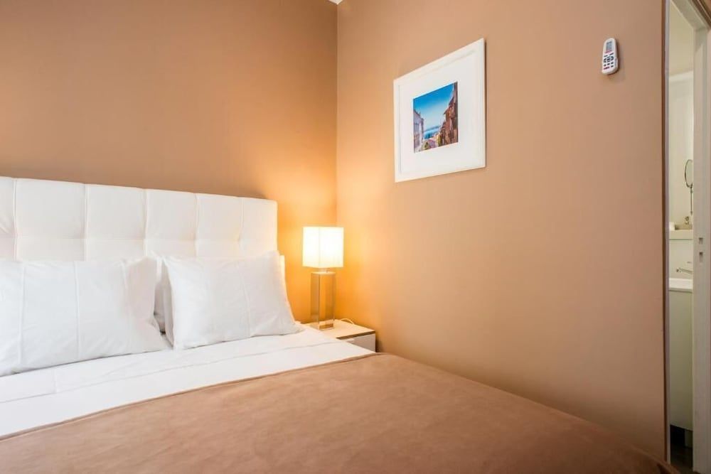 Ph Downtown Suites Economy Double Room 2