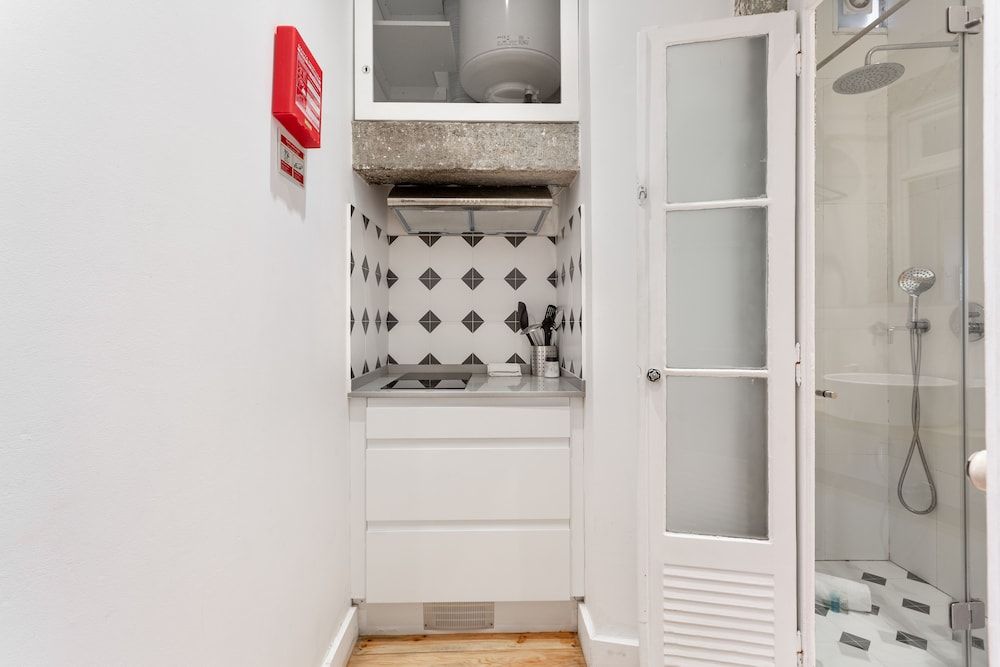 undefined Altido Central Studio Near St. George Castle 5