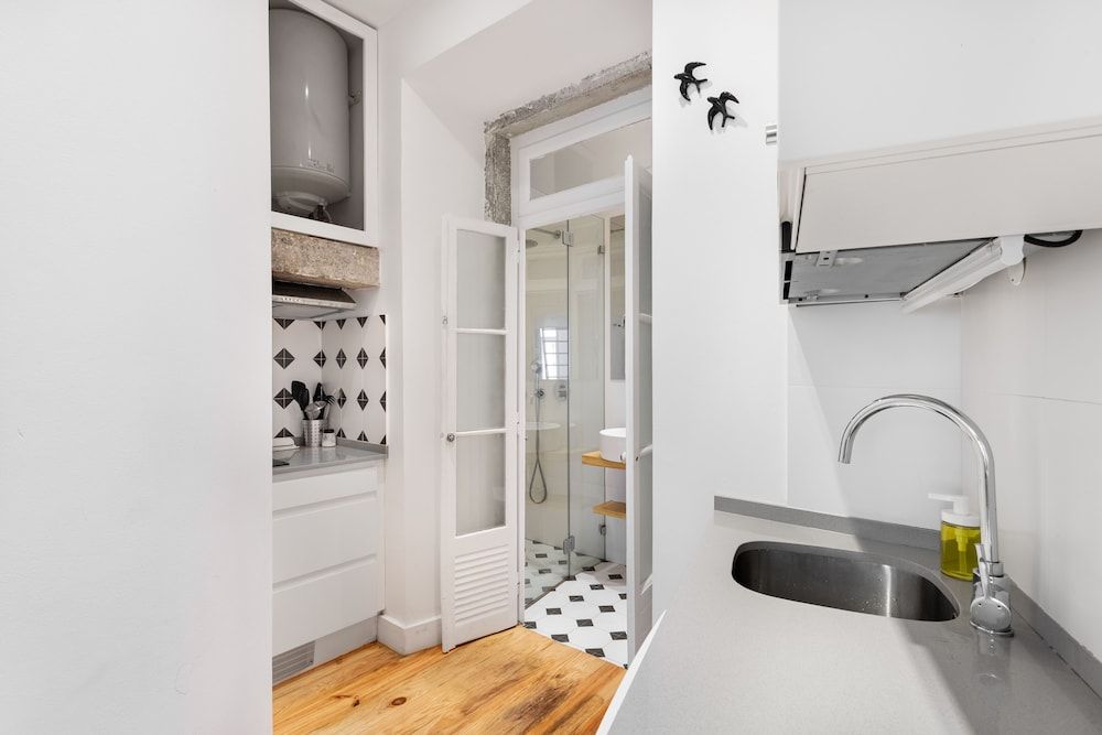 undefined Altido Central Studio Near St. George Castle 4