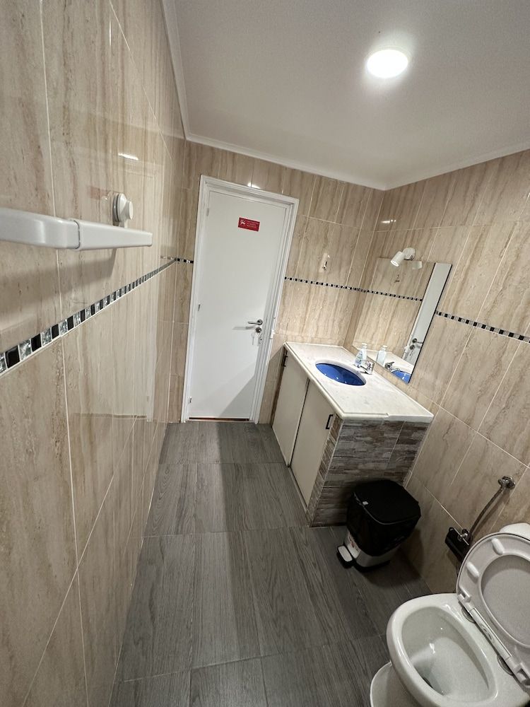 Lisboa Parque Guest House Comfort Double Room 4