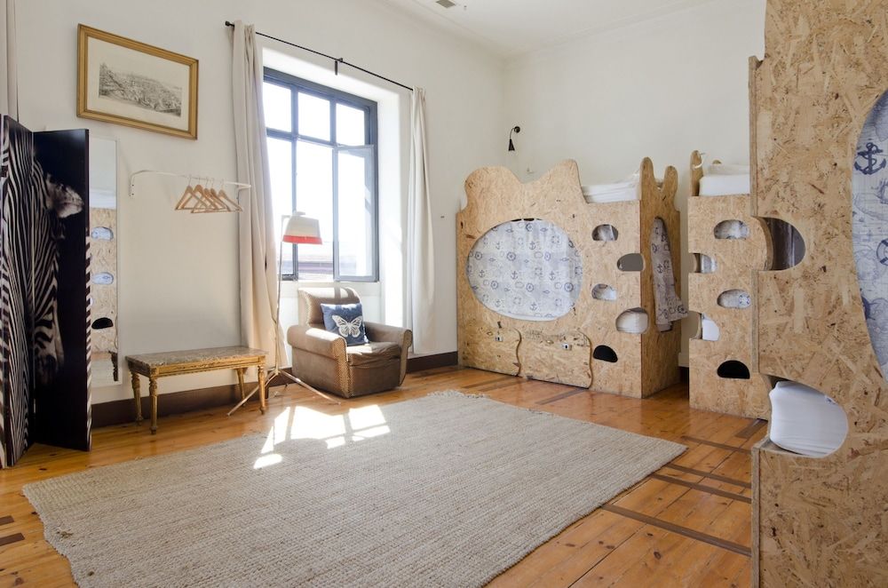 Sunset Destination Hostel Shared Dormitory, Mixed Dorm, Shared Bathroom (1 Bed in a 10 Bed Dorm) 2