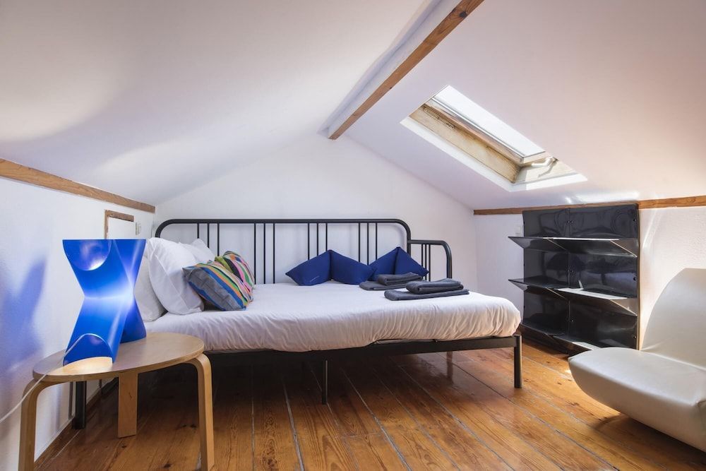 The Castle Life in Lisboa Ciudad Apartment, Smoking 9