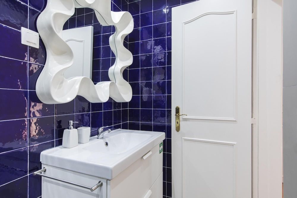 The Castle Life in Lisboa Ciudad Apartment, Smoking 14