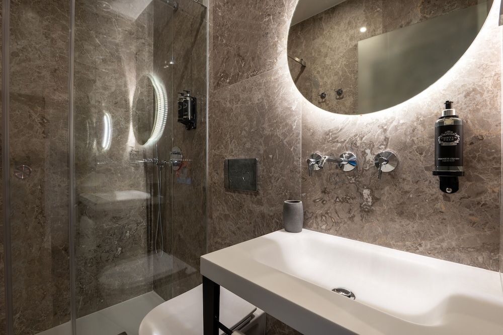 Boemio FLH Hotels Basic Double Room 3