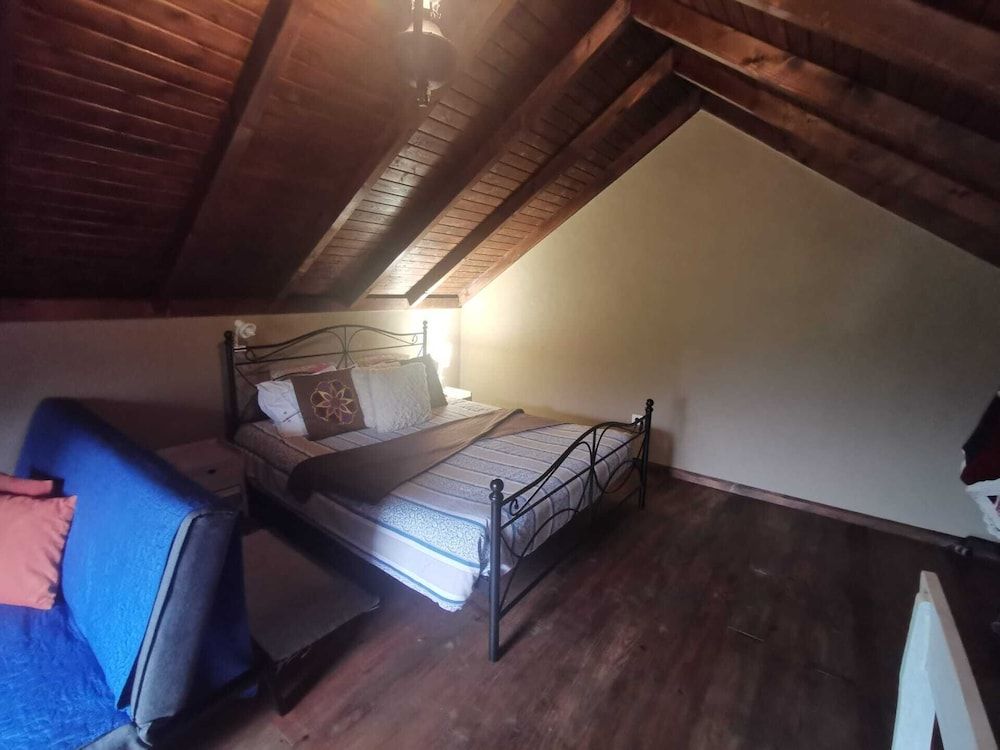 undefined The Perfect Cottage - 1 Bedroom Cottage Sleeps 4 5