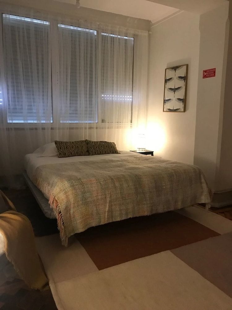 undefined Beautiful 7 Bedroom Apartment in Lisbon 3