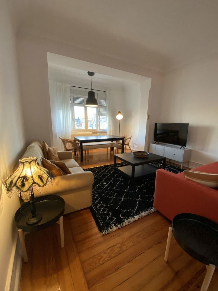 undefined The Blackbird at Liberdade Av 2