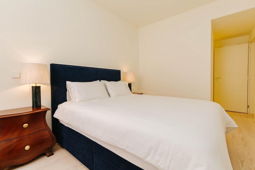 Lady Madonna in Lisboa Ciudad Apartment 7