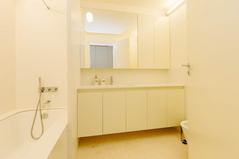 Lady Madonna in Lisboa Ciudad Apartment 23