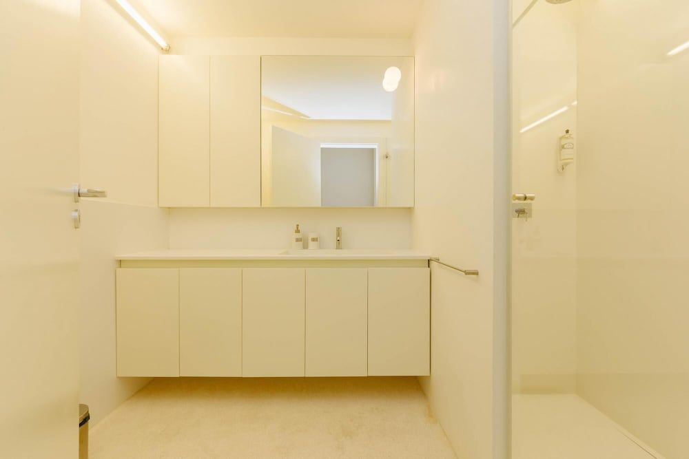 Lady Madonna in Lisboa Ciudad Apartment 15