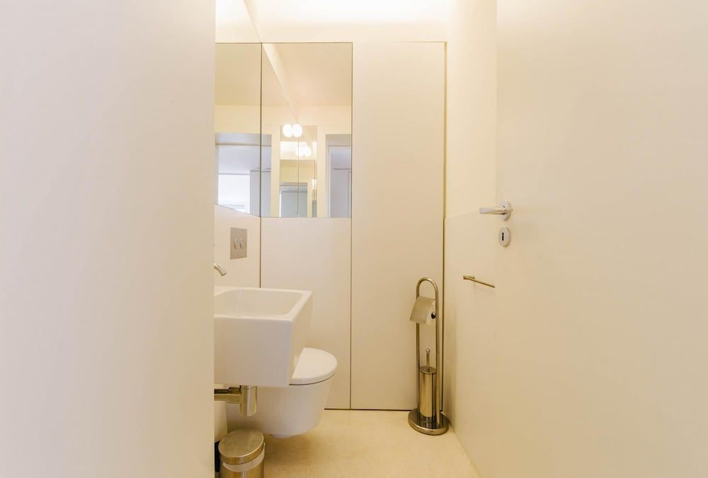 Lady Madonna in Lisboa Ciudad Apartment 21