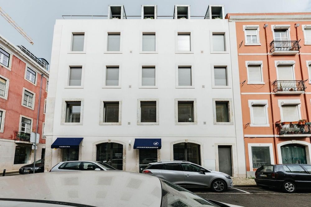 undefined Lady Madonna in Lisboa Ciudad 4