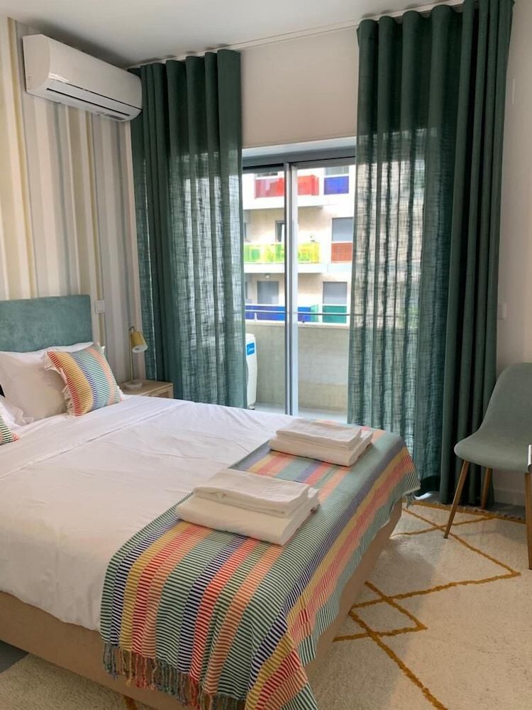 undefined Succeed Campo Pequeno Apartments