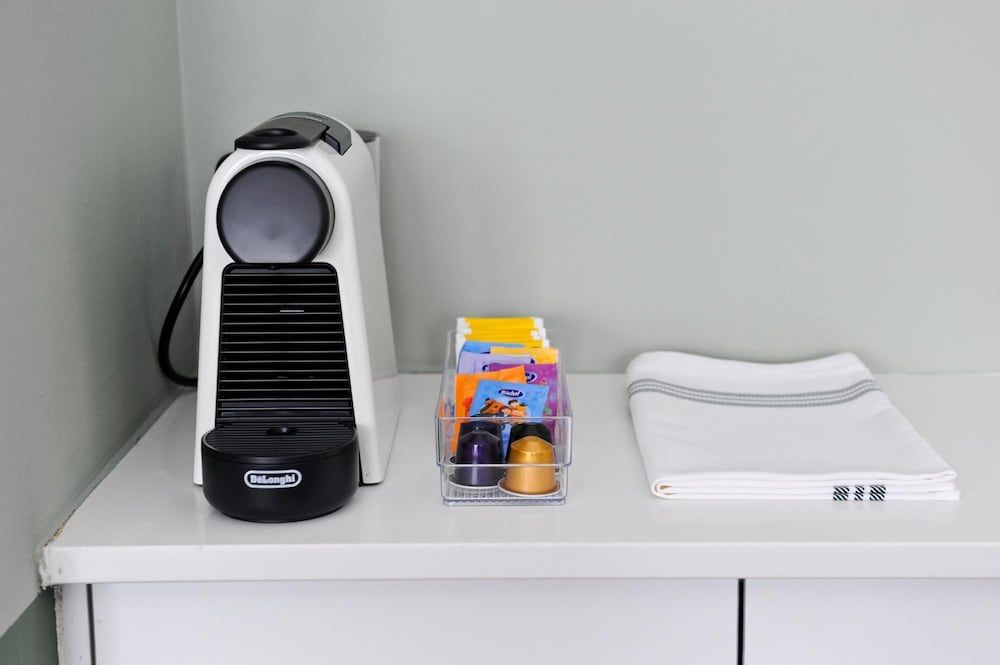 Lisbon Martini Nest by Misha s Place 6A Apartment 19