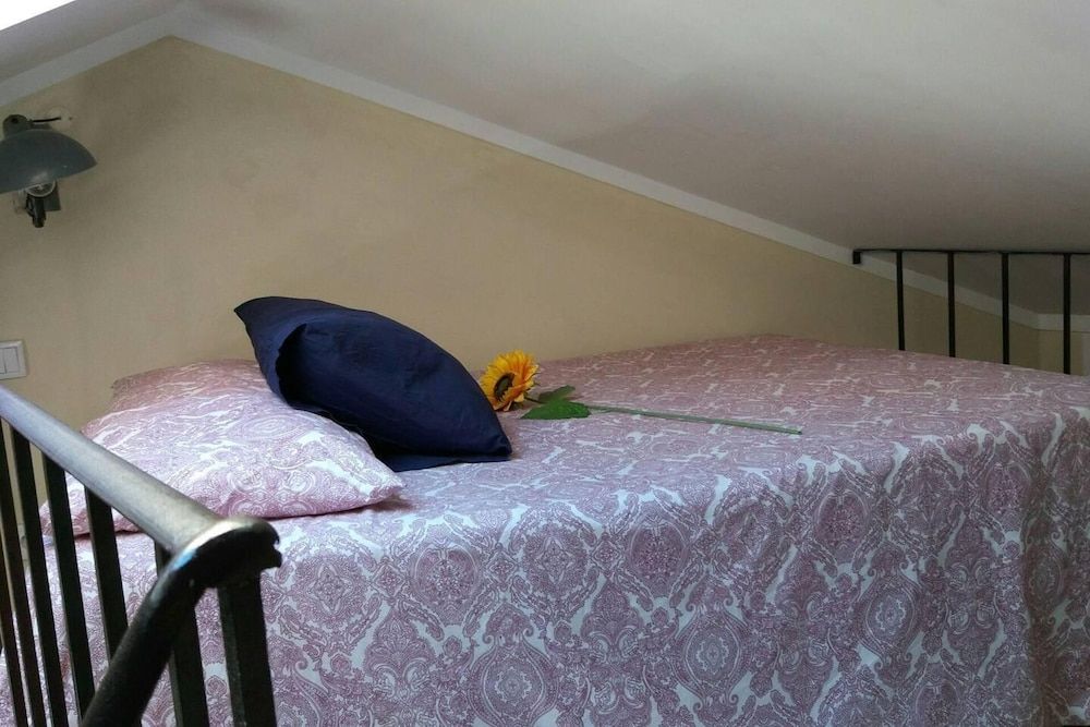 undefined Stunning 2-bed House in Beautiful Area of Lisboa 7